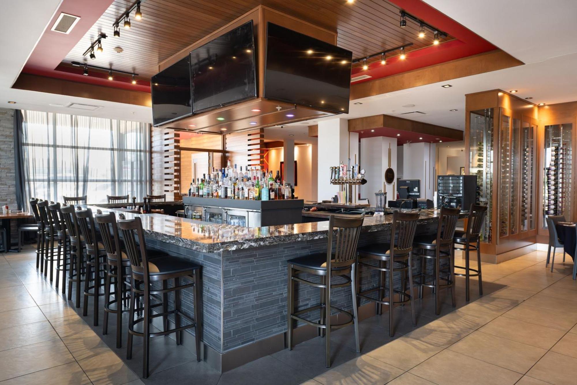 ניסקו Four Points By Sheraton Edmonton International Airport מראה חיצוני תמונה