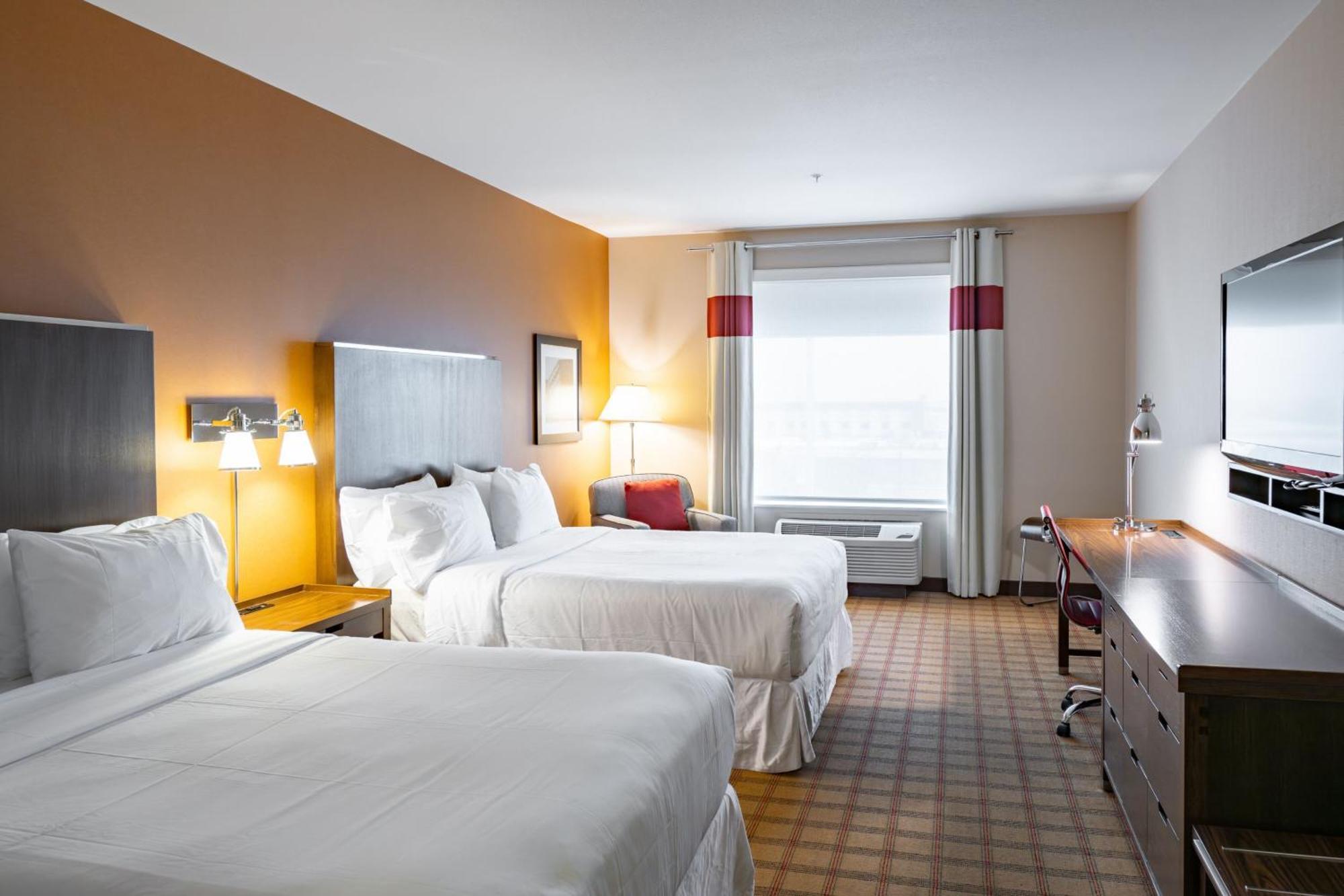 ניסקו Four Points By Sheraton Edmonton International Airport מראה חיצוני תמונה