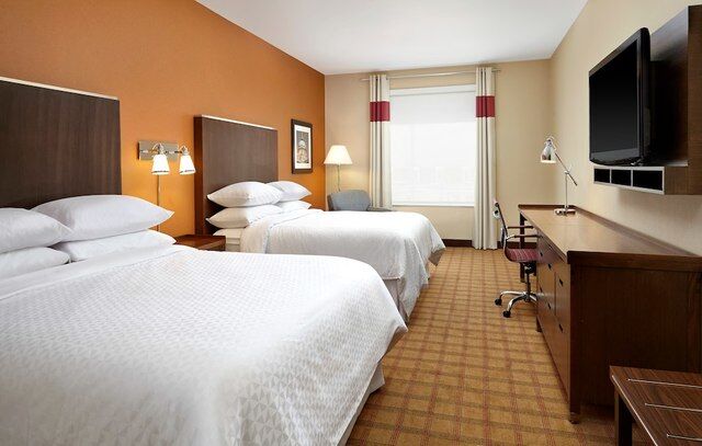 ניסקו Four Points By Sheraton Edmonton International Airport מראה חיצוני תמונה